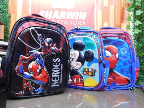 mochila con licenciadas marvel (1)