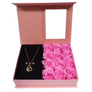 Set de regalo Collar y arete con rosas en cajita cofre