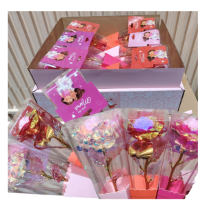 Rosas de la eternidad con luces